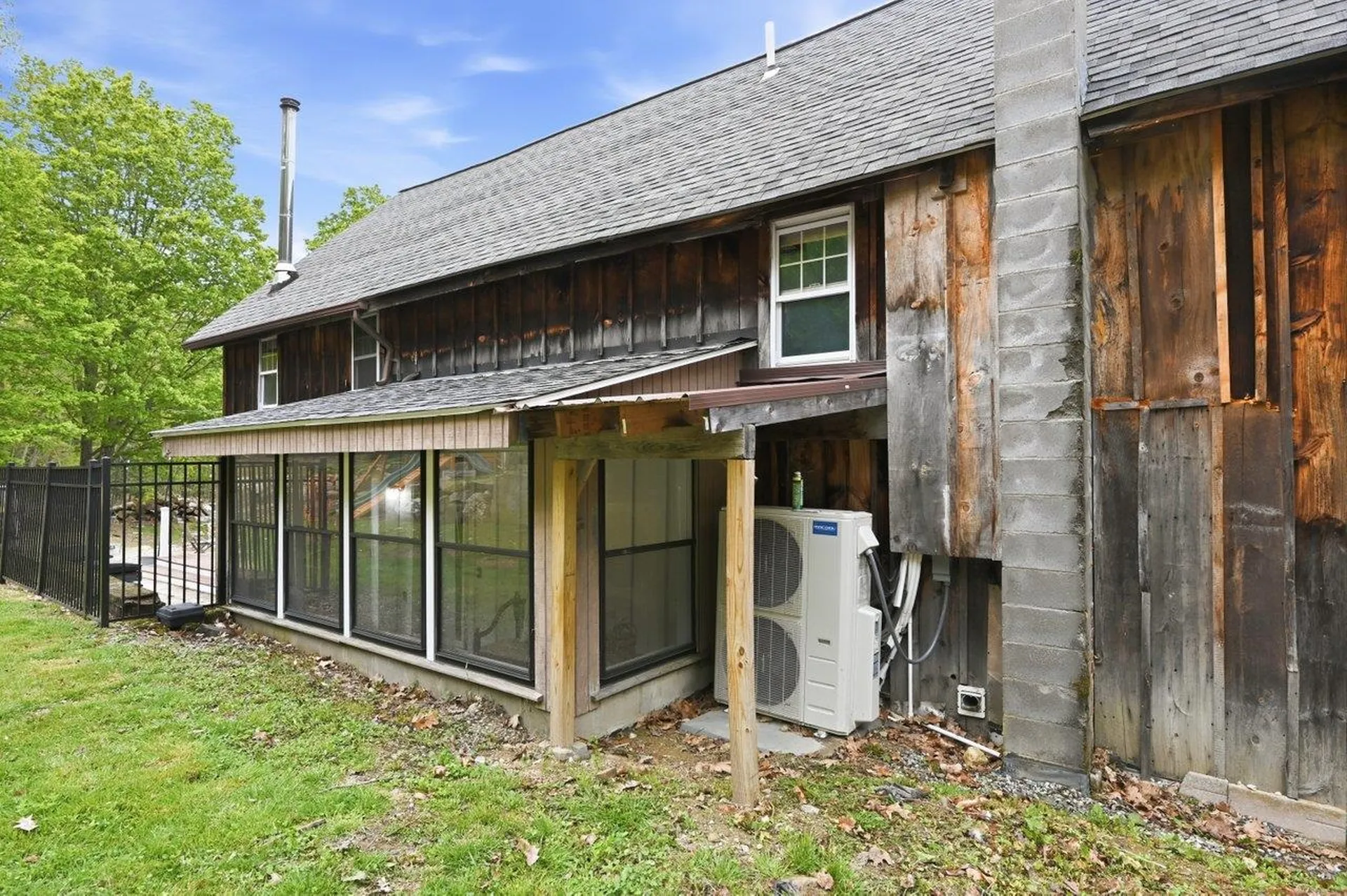 236 Tolend Road Barrington NH 03825