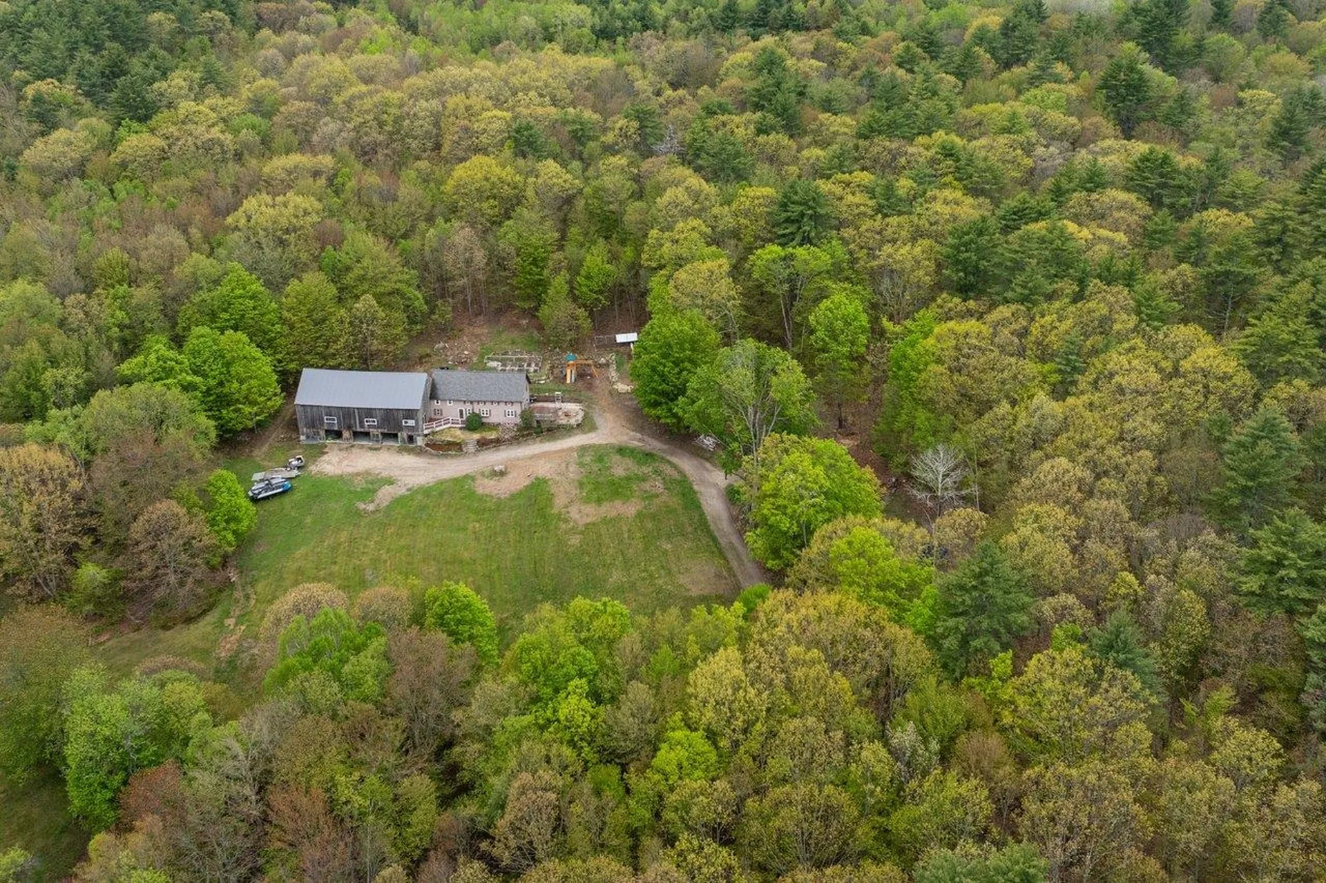 236 Tolend Road Barrington NH 03825