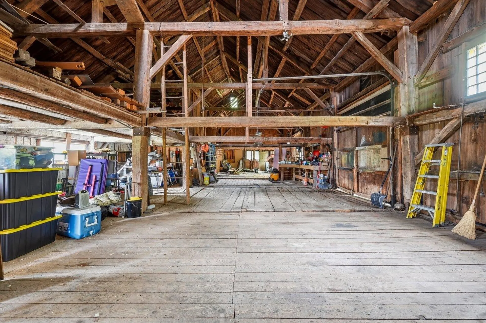236 Tolend Road Barrington NH 03825