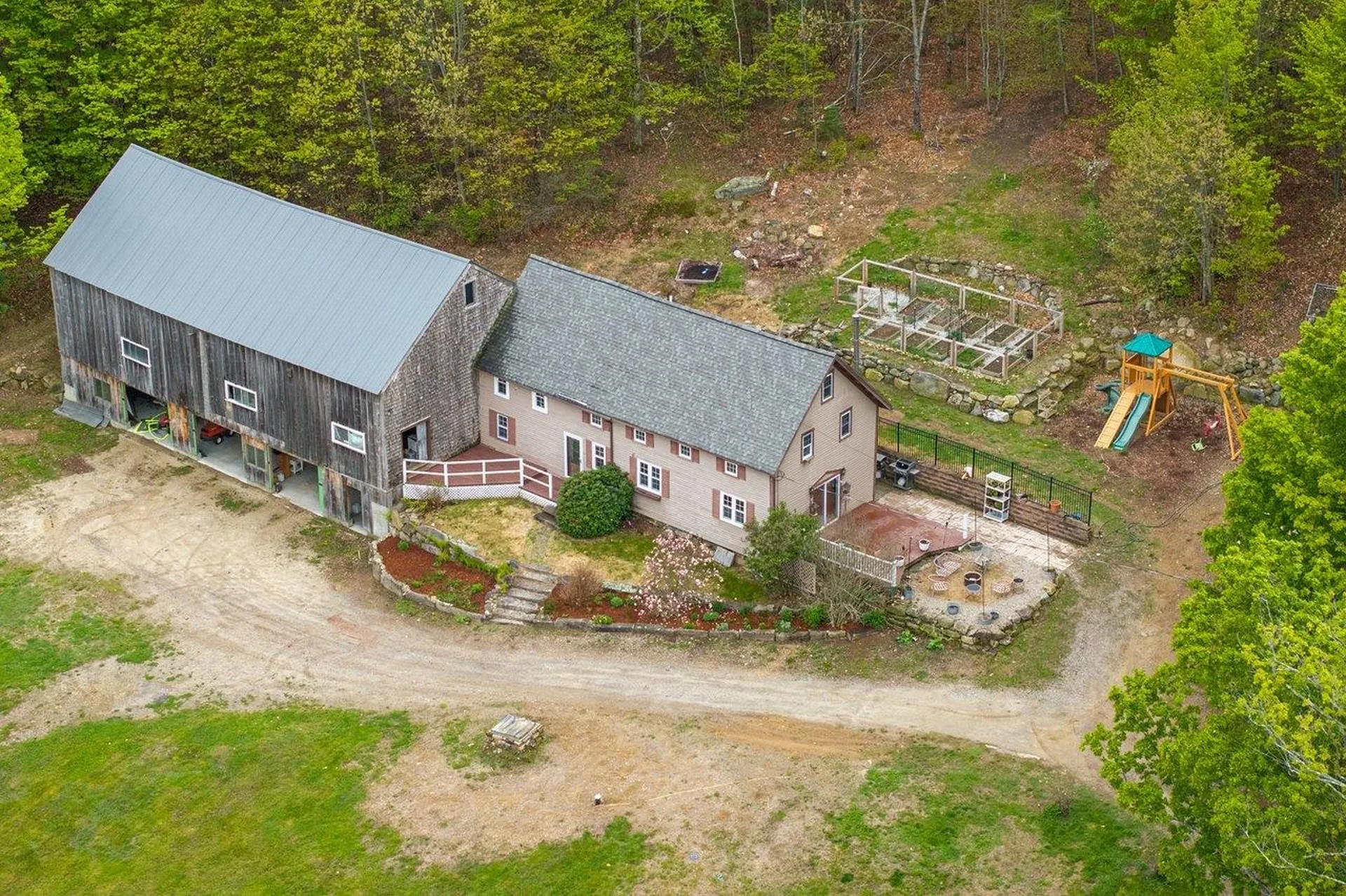 236 Tolend Road Barrington NH 03825
