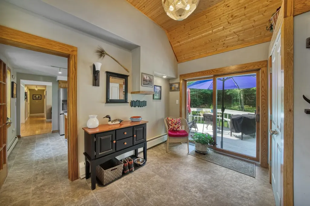 22 Pine Ridge Road Sunapee NH 03782