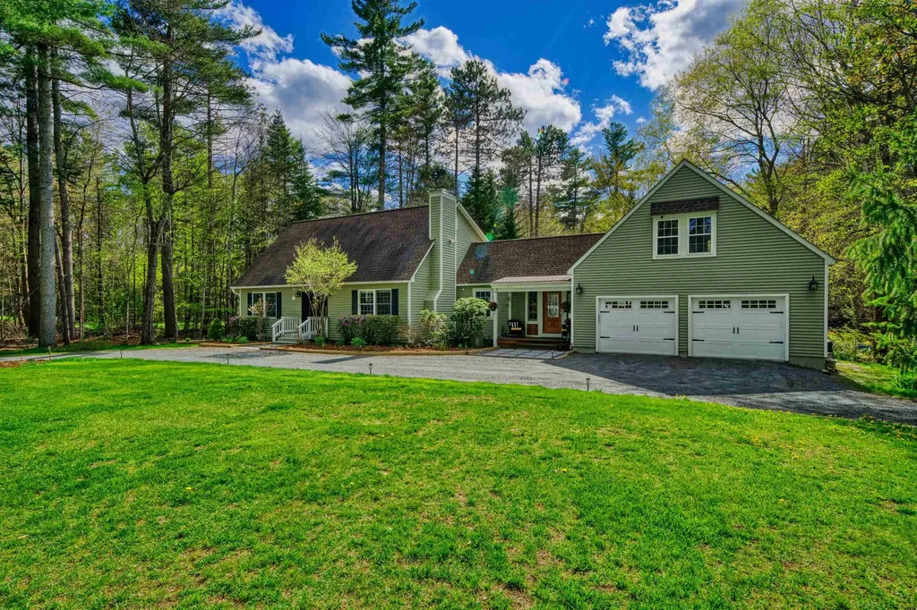22 Pine Ridge Road Sunapee NH 03782