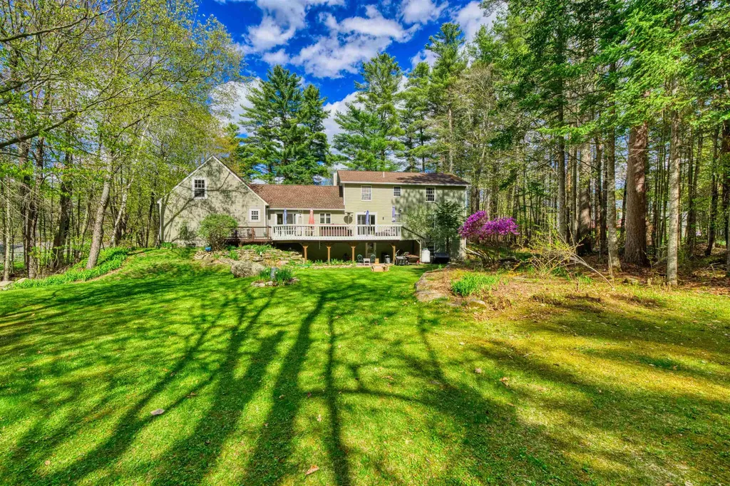 22 Pine Ridge Road Sunapee NH 03782