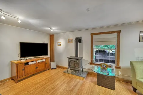 22 Pine Ridge Road Sunapee NH 03782