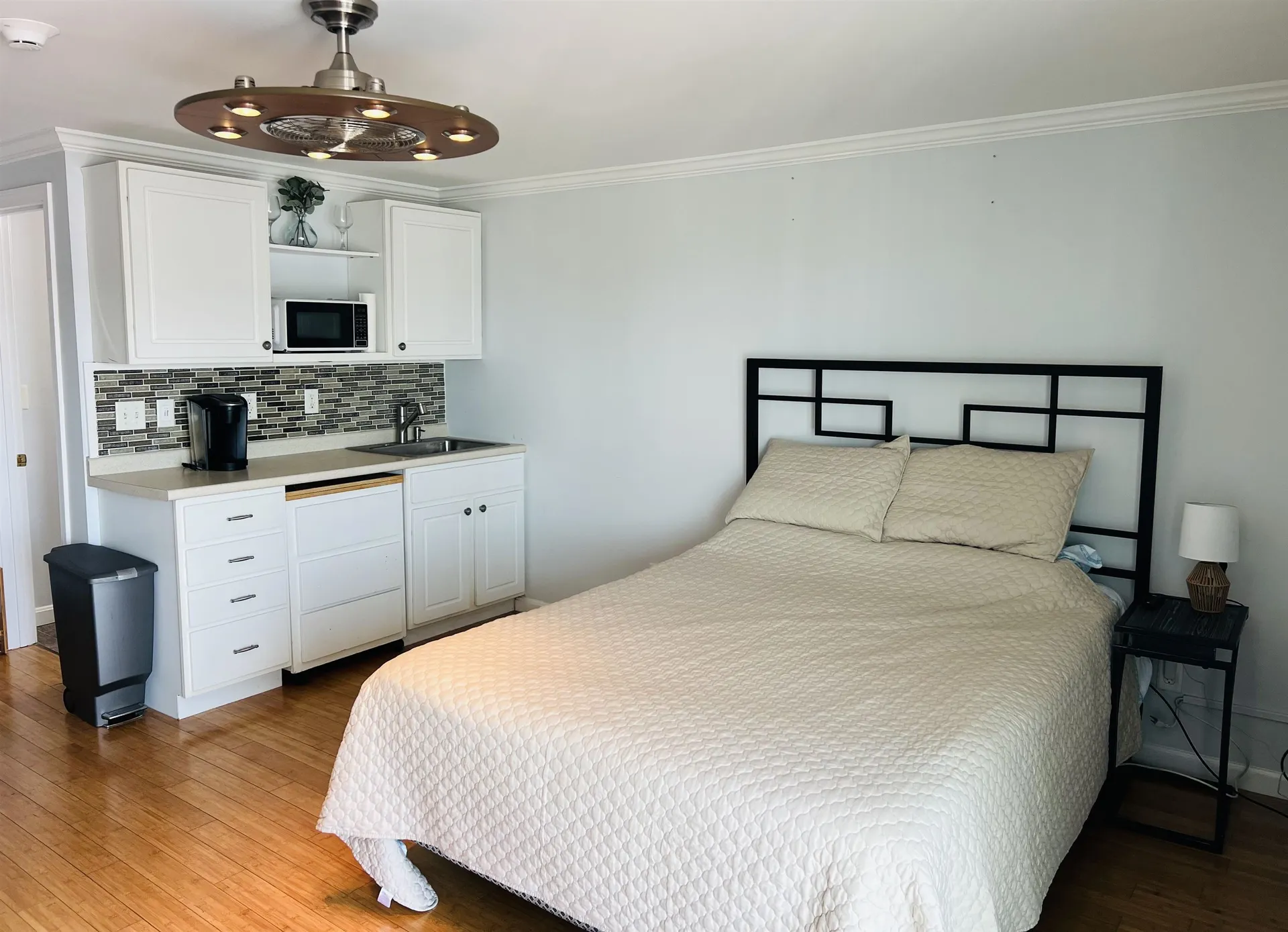 6 Ashworth Avenue Hampton NH 03842
