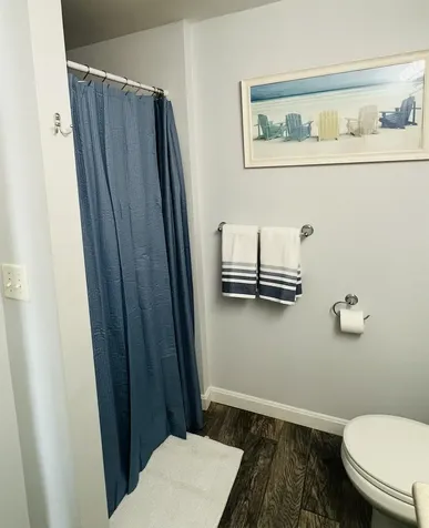 6 Ashworth Avenue Hampton NH 03842