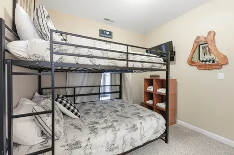 8 Twin Tip Terrace Lincoln NH 03251