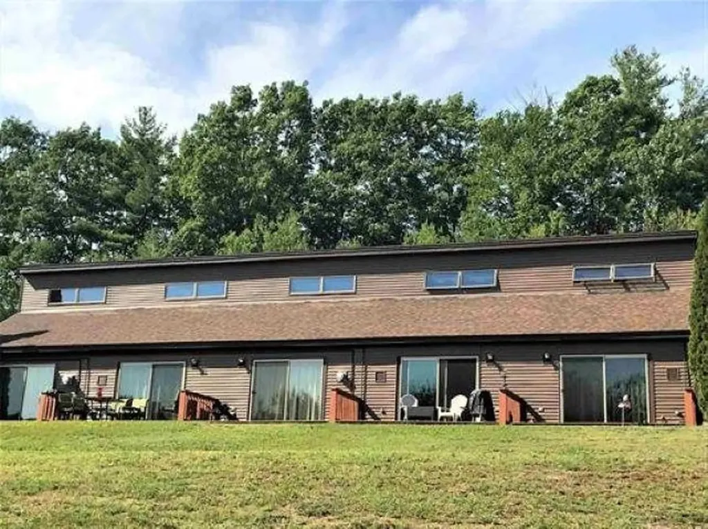 576 Francestown Road Bennington NH 03442