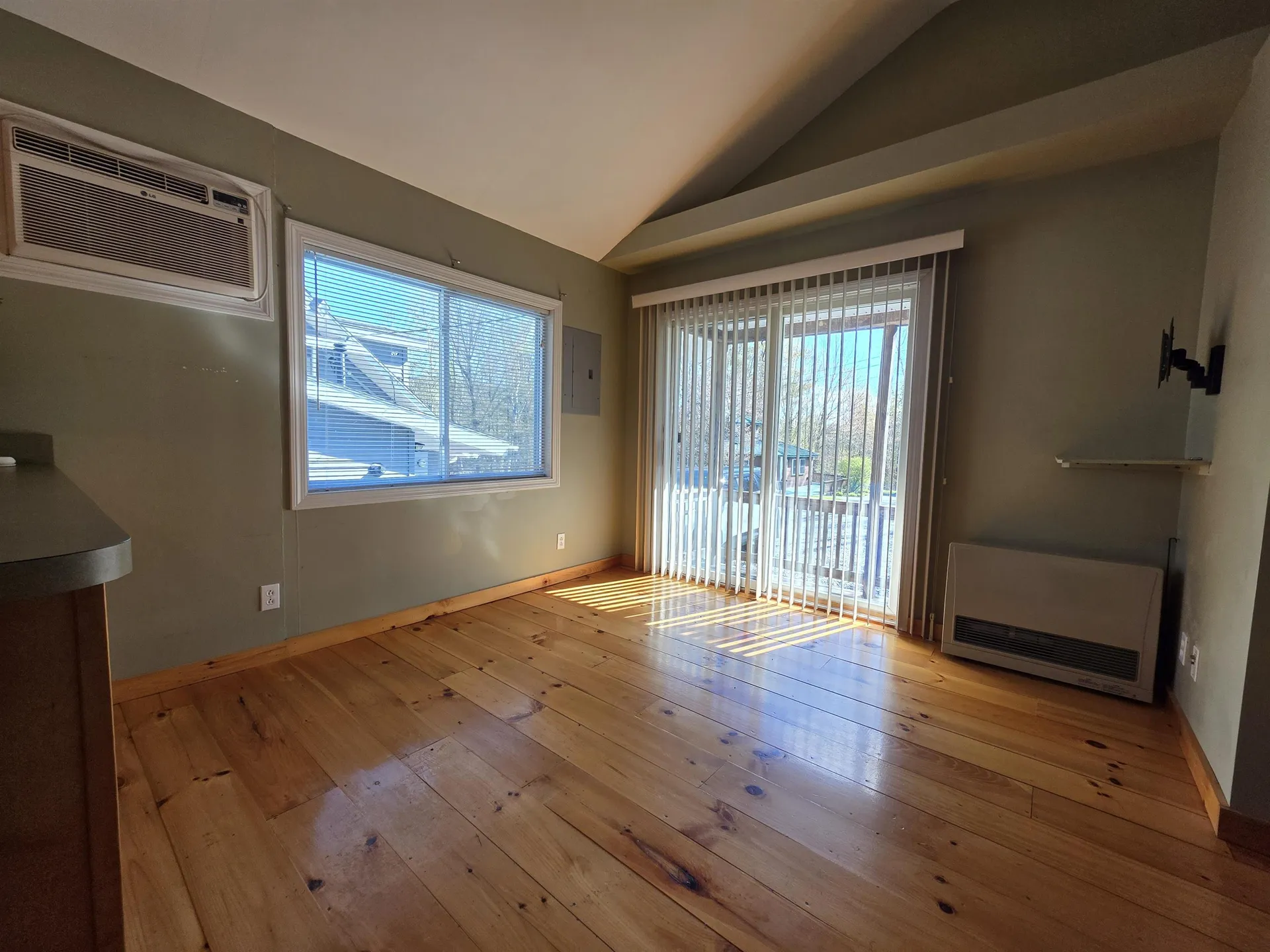 58 Barber Road Haverhill NH 03774
