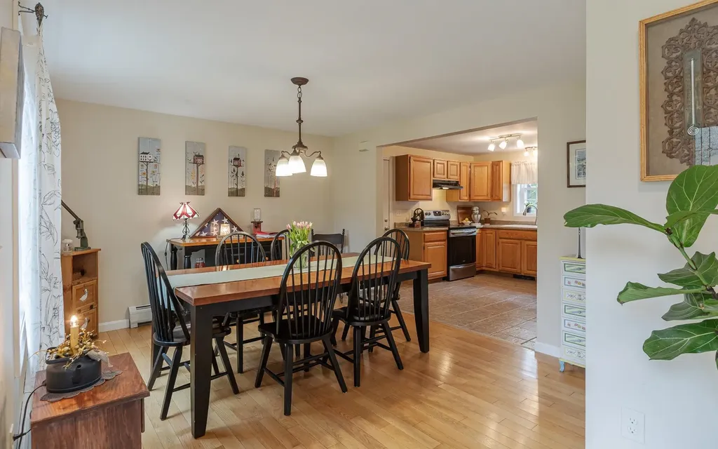 91 Katie Lane Swanzey NH 03446