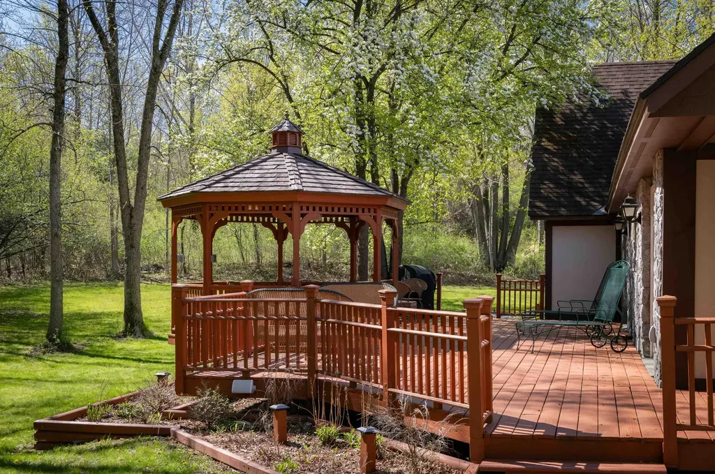 20 Patton Woods Road Charlotte VT 05445