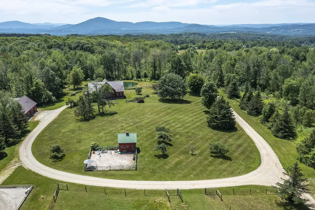 1268 Myers Road Shaftsbury VT 05262