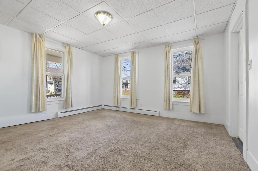 92 Water Street Laconia NH 03246