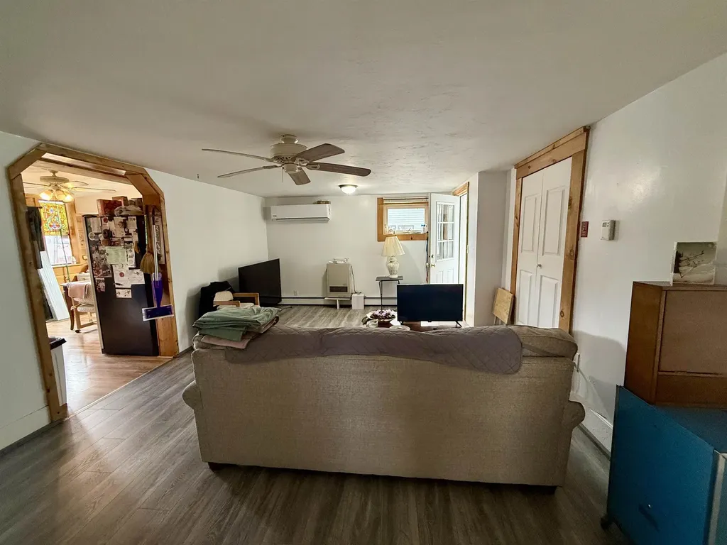 92 Water Street Laconia NH 03246