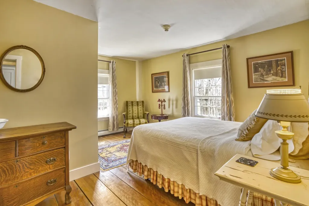499 Andover Road New London NH 03257