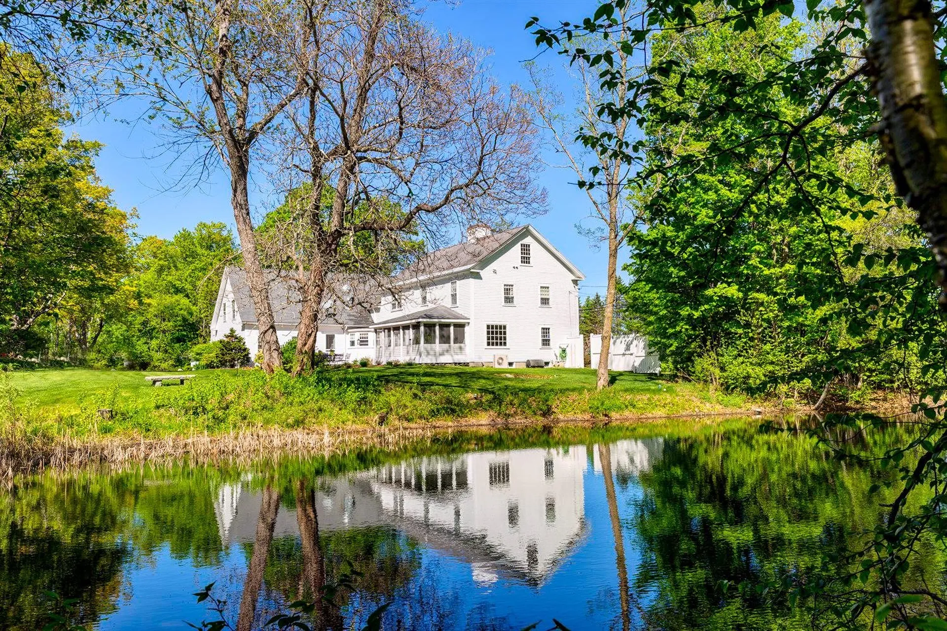 499 Andover Road New London NH 03257