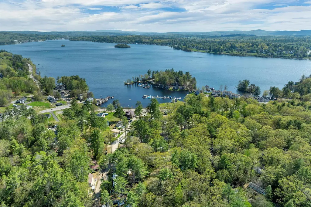 591 Weirs Boulevard Laconia NH 03246