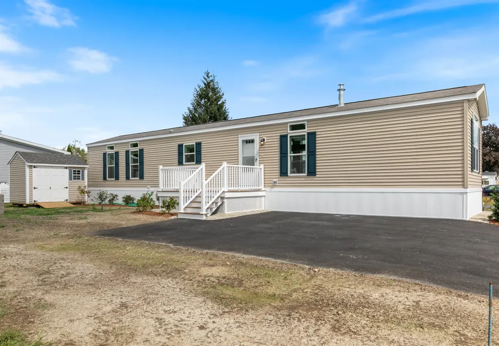 84 Caddy Drive Salem NH 03079