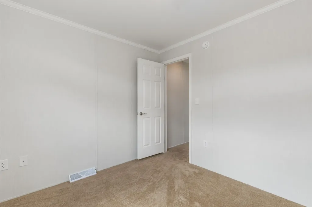 84 Caddy Drive Salem NH 03079