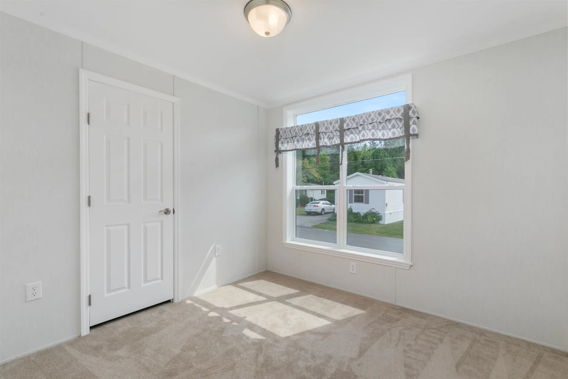 84 Caddy Drive Salem NH 03079