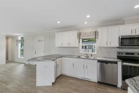 84 Caddy Drive Salem NH 03079