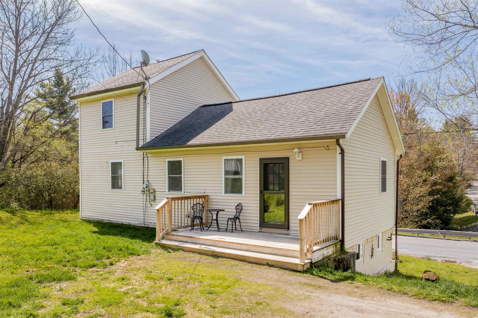 6 Badger Road Goshen NH 03752