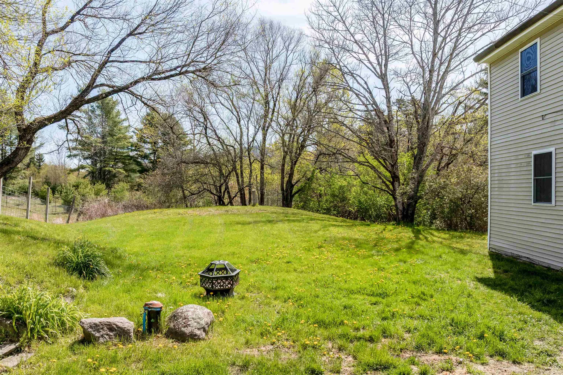 6 Badger Road Goshen NH 03752
