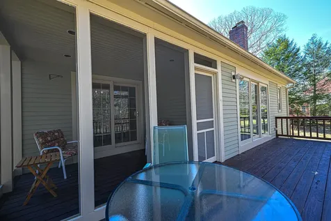 63 Peninsula Drive Stratham NH 03885