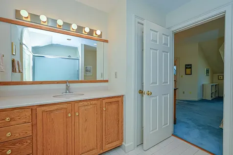63 Peninsula Drive Stratham NH 03885