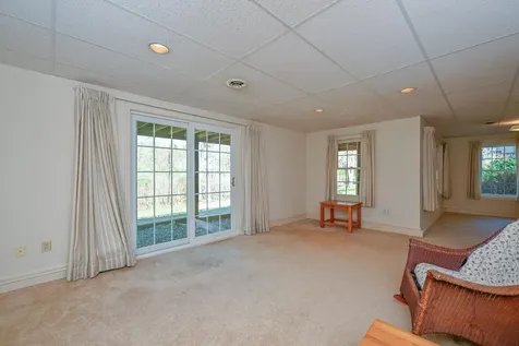 63 Peninsula Drive Stratham NH 03885