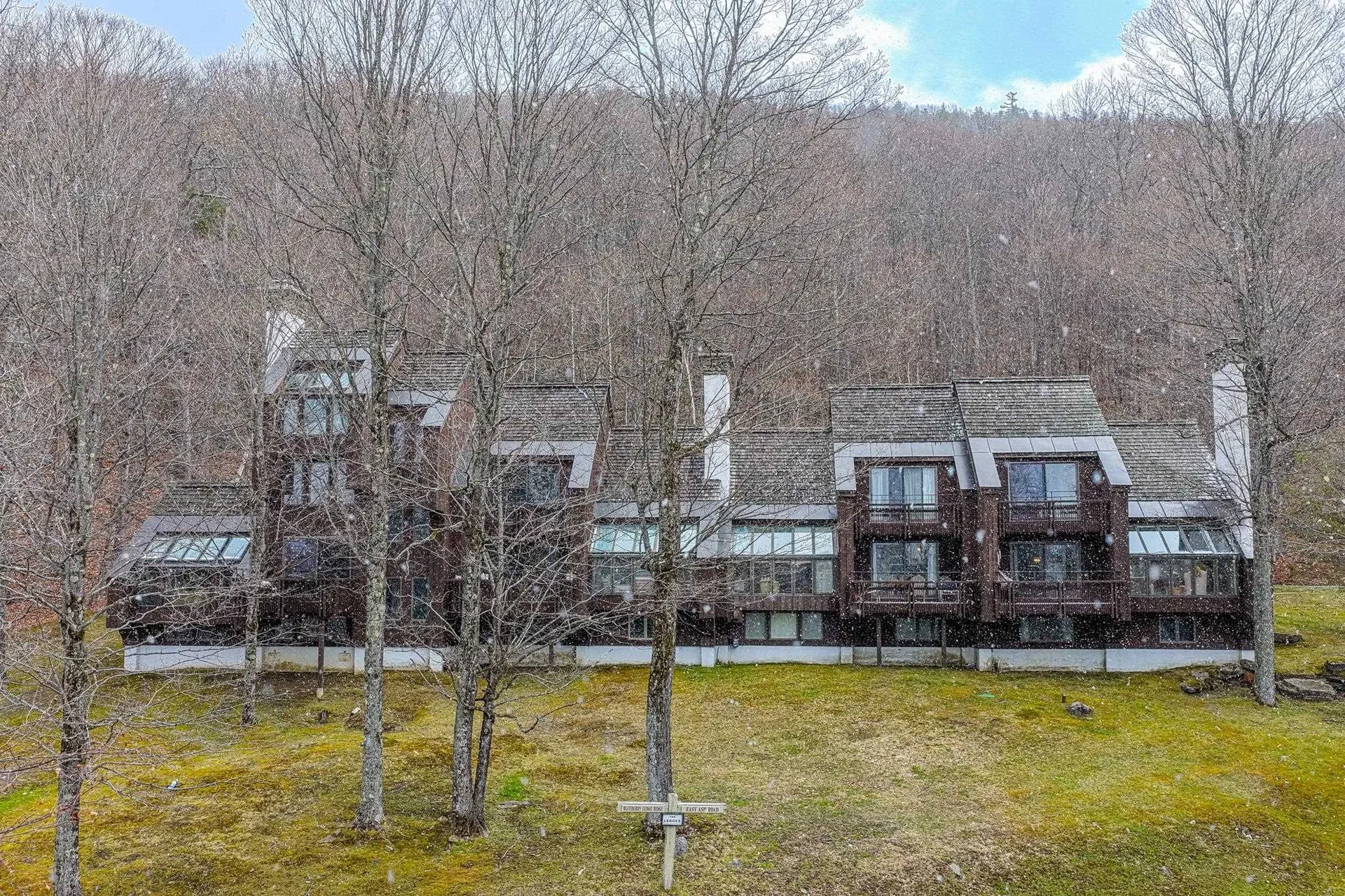 879 East Ash Road Plymouth VT 05056