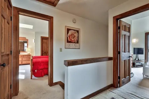 879 East Ash Road Plymouth VT 05056
