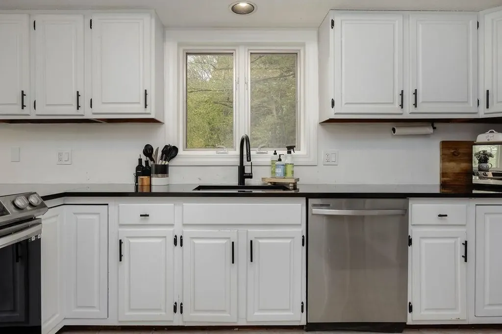 75 Naulahka Lane Hartford VT 05059
