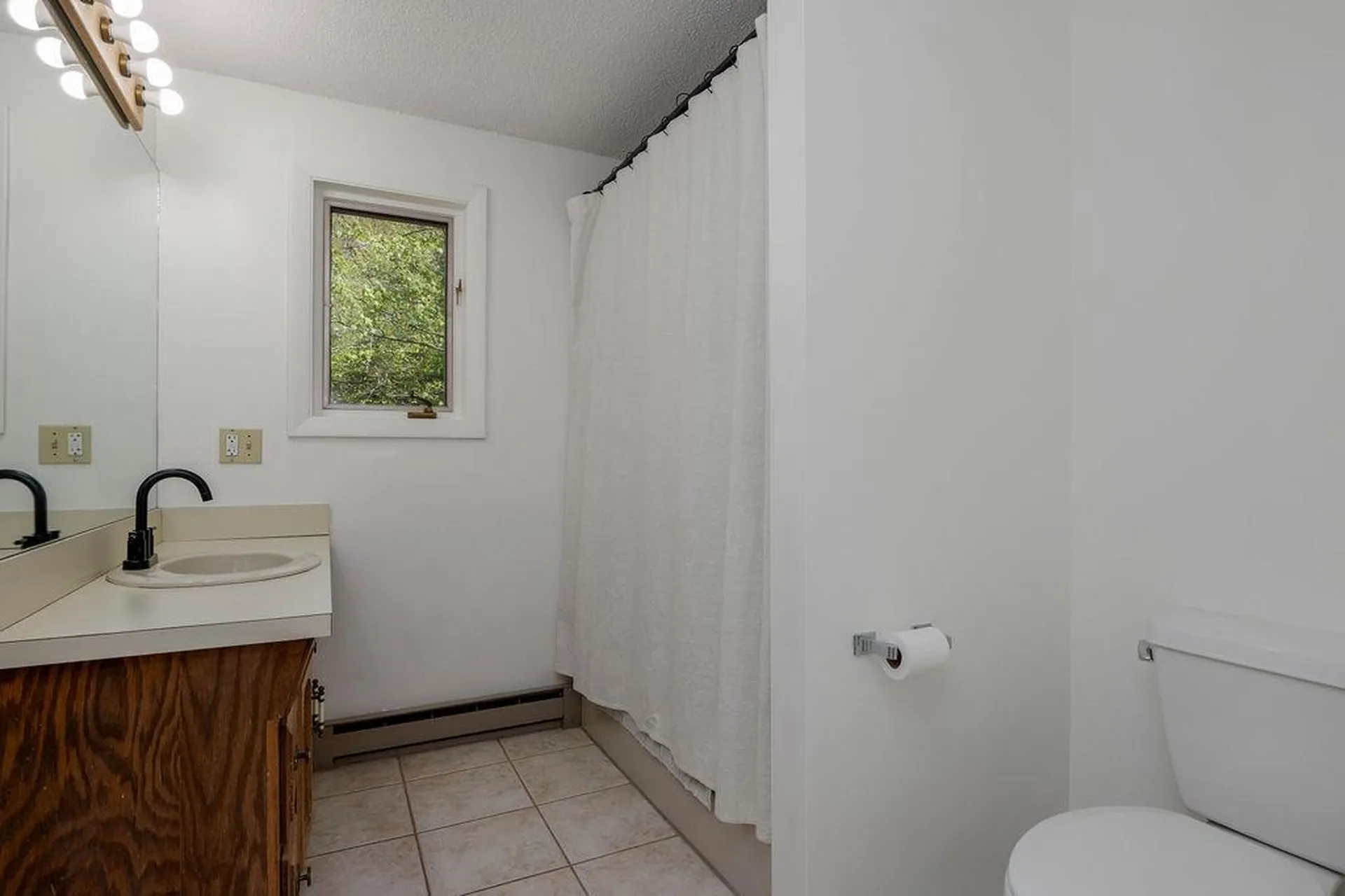 75 Naulahka Lane Hartford VT 05059
