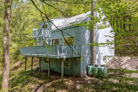 75 Naulahka Lane Hartford VT 05059