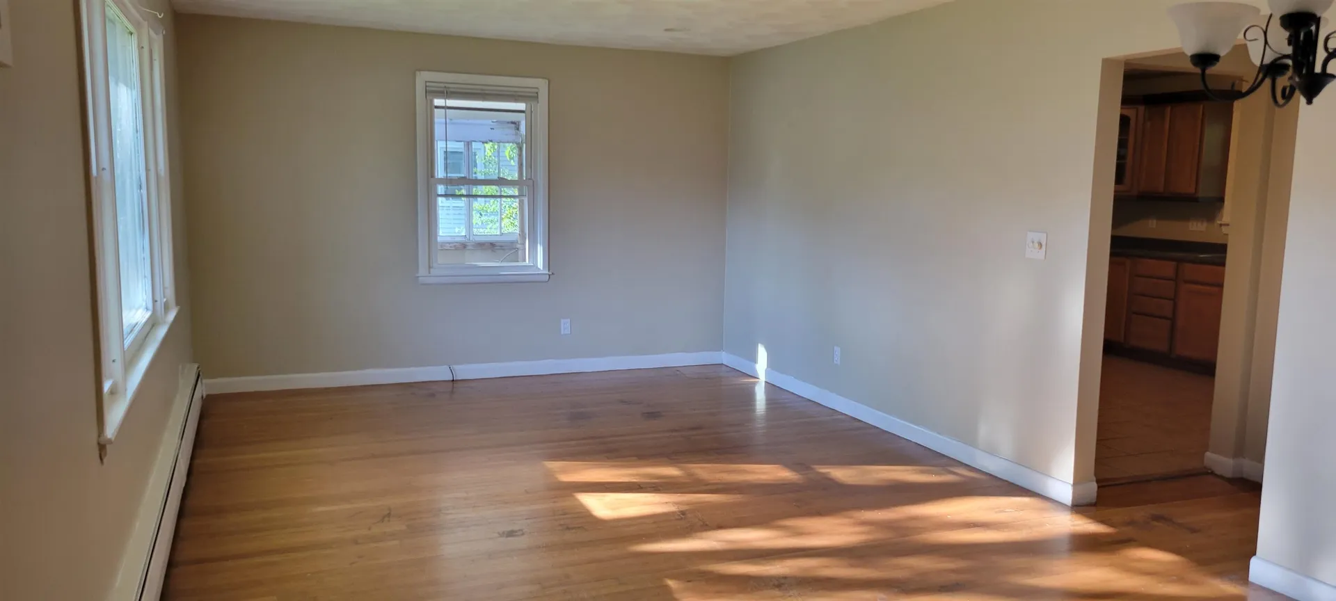 4 Grant Street Derry NH 03038