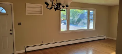 4 Grant Street Derry NH 03038