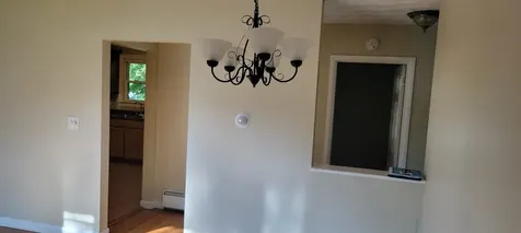 4 Grant Street Derry NH 03038