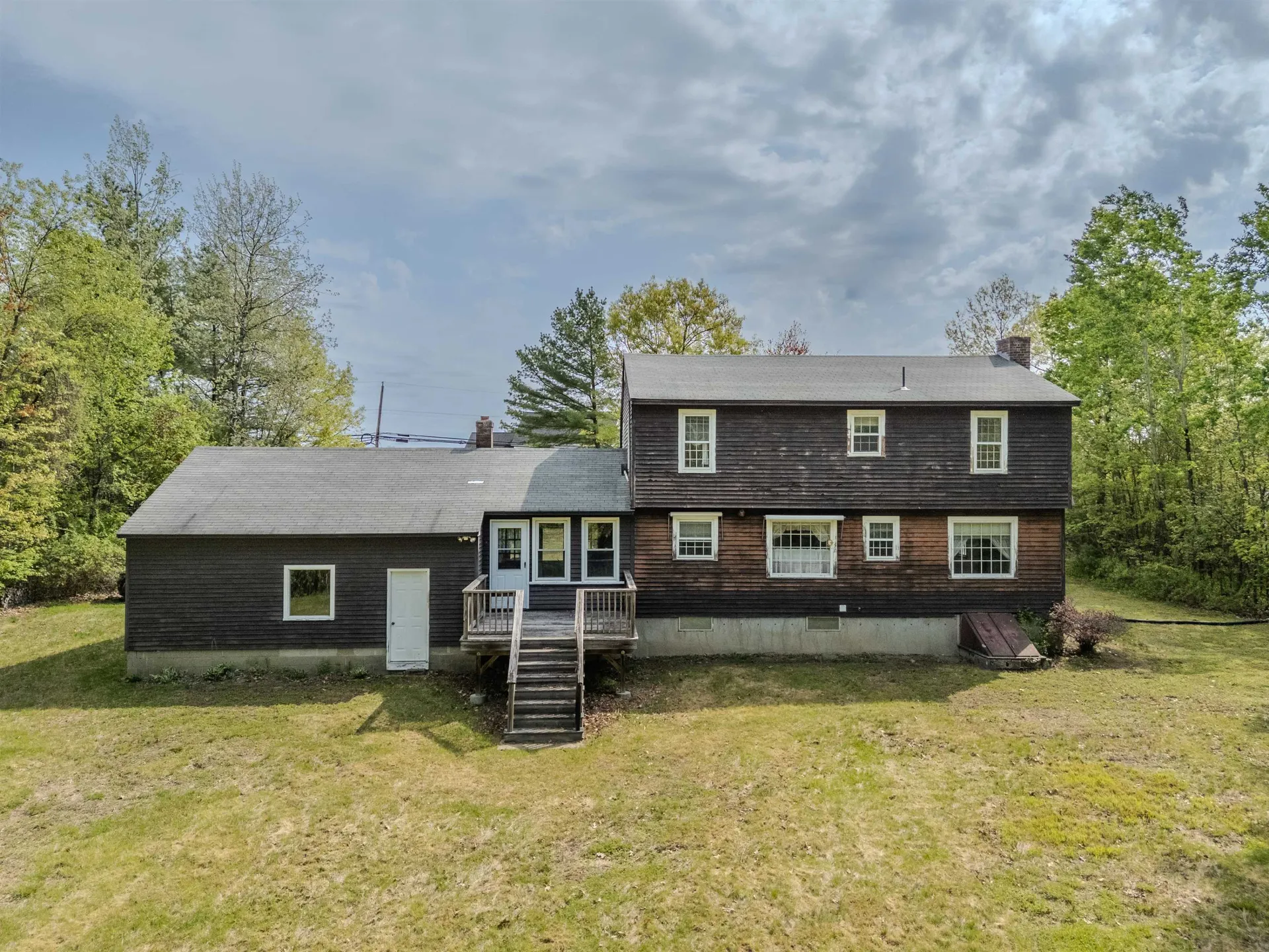 95 Gilcreast Road Londonderry NH 03053