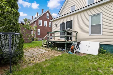 2 Cottage Court Concord NH 03301