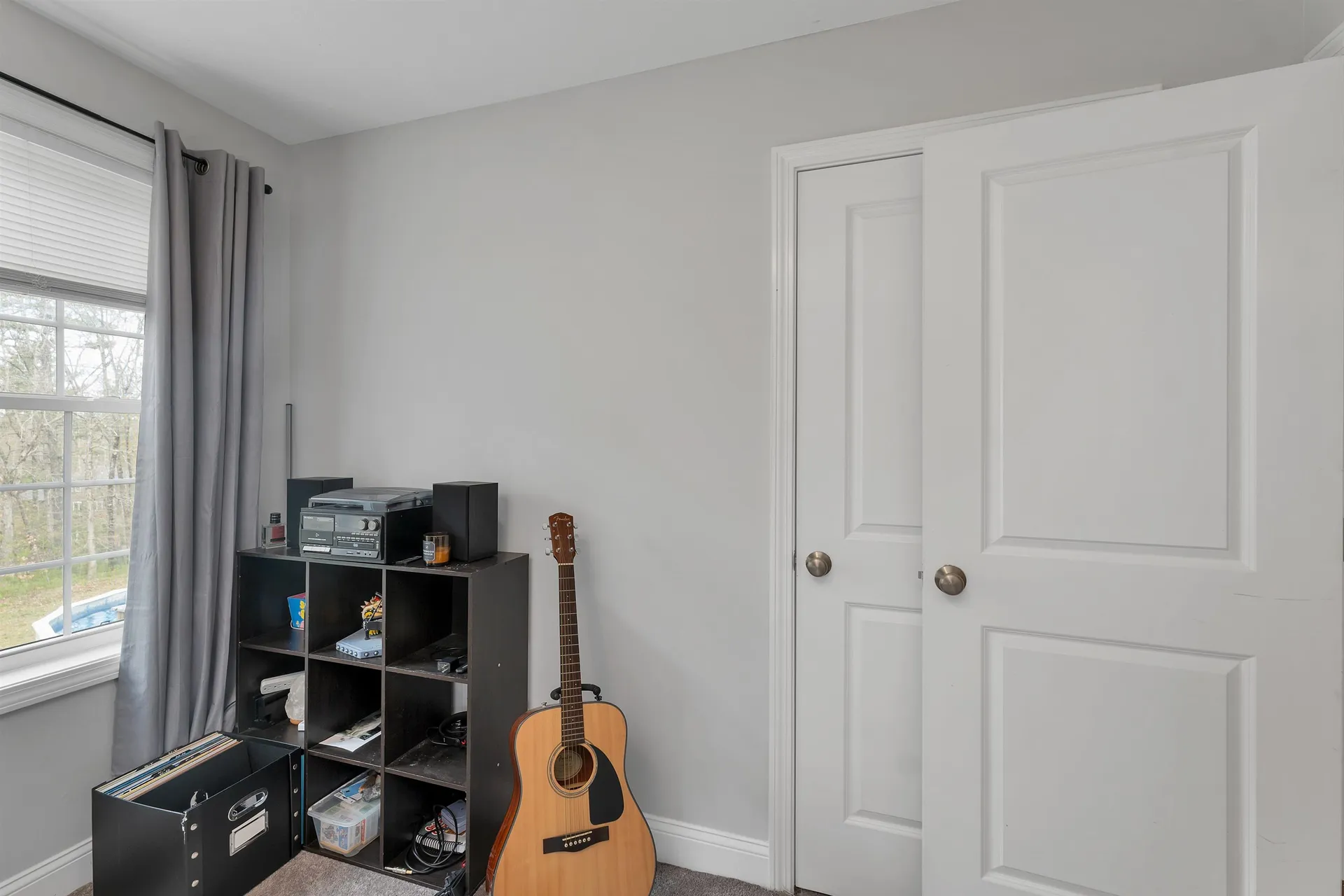 17 Blueberry Hill Road Raymond NH 03077