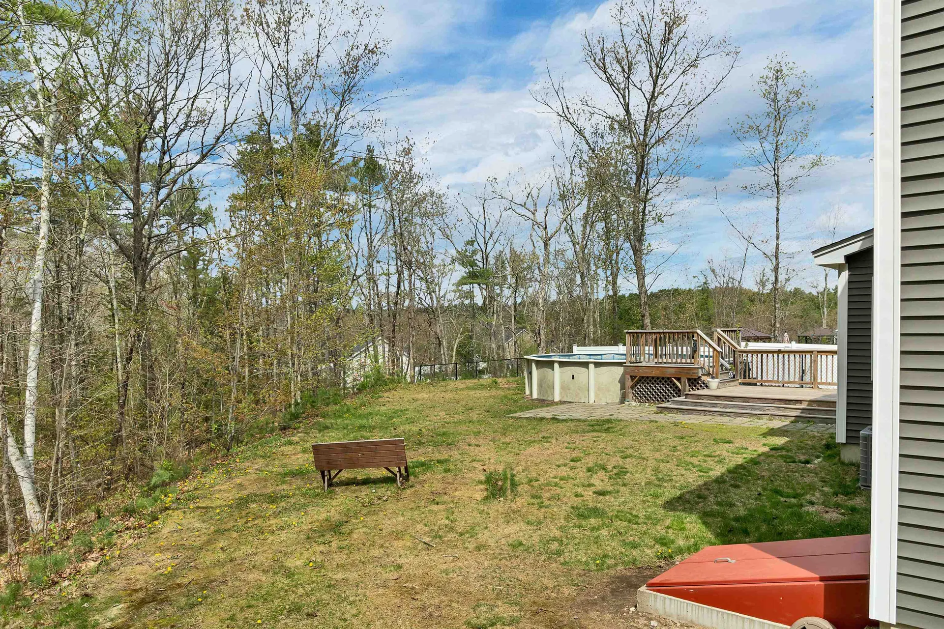 17 Blueberry Hill Road Raymond NH 03077