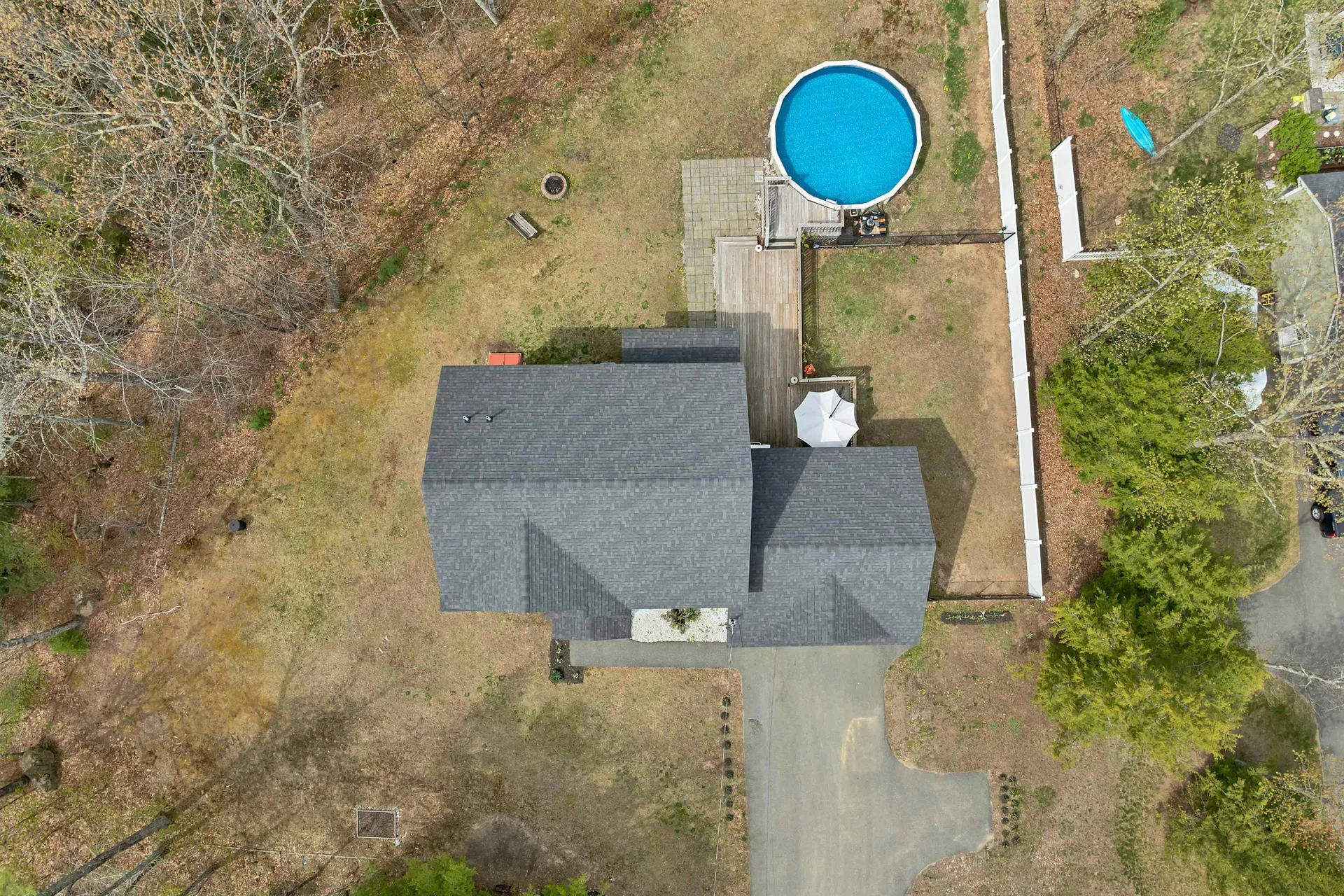 17 Blueberry Hill Road Raymond NH 03077