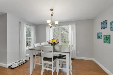 17 Blueberry Hill Road Raymond NH 03077