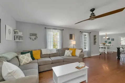 17 Blueberry Hill Road Raymond NH 03077