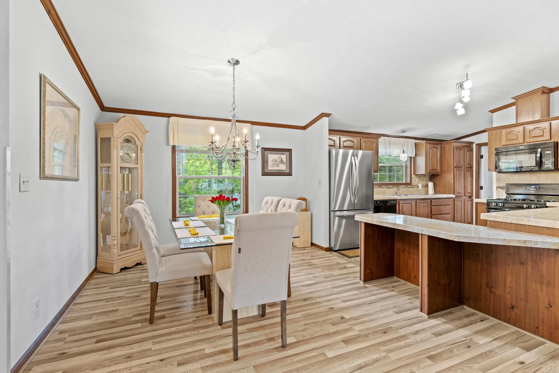 16 Eric Avenue Nashua NH 03062