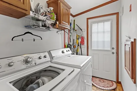 16 Eric Avenue Nashua NH 03062