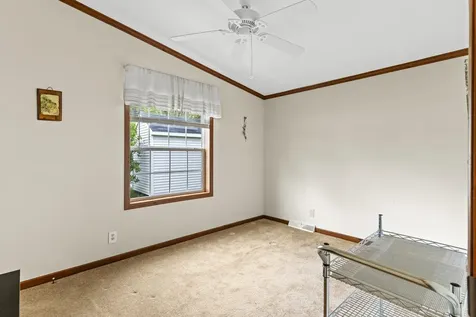 16 Eric Avenue Nashua NH 03062