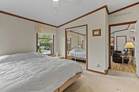 16 Eric Avenue Nashua NH 03062