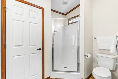16 Eric Avenue Nashua NH 03062